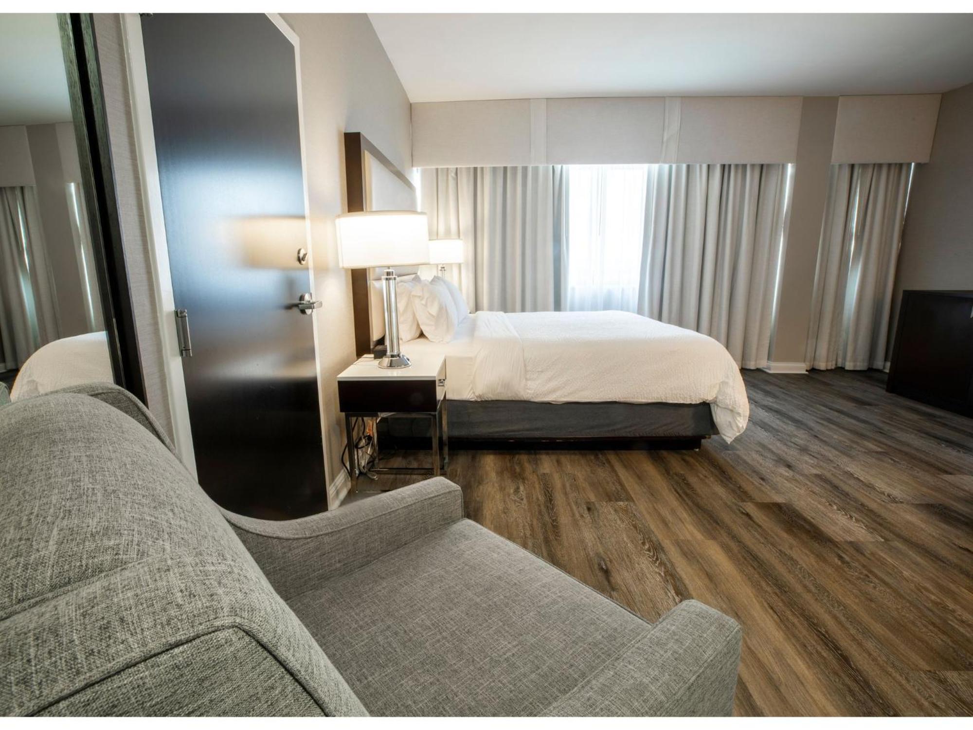 Holiday Inn Wilmington By Ihg Gurneyville Eksteriør billede